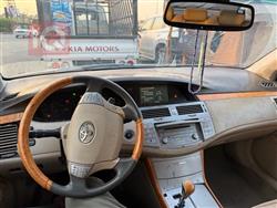 تويوتا أفالون